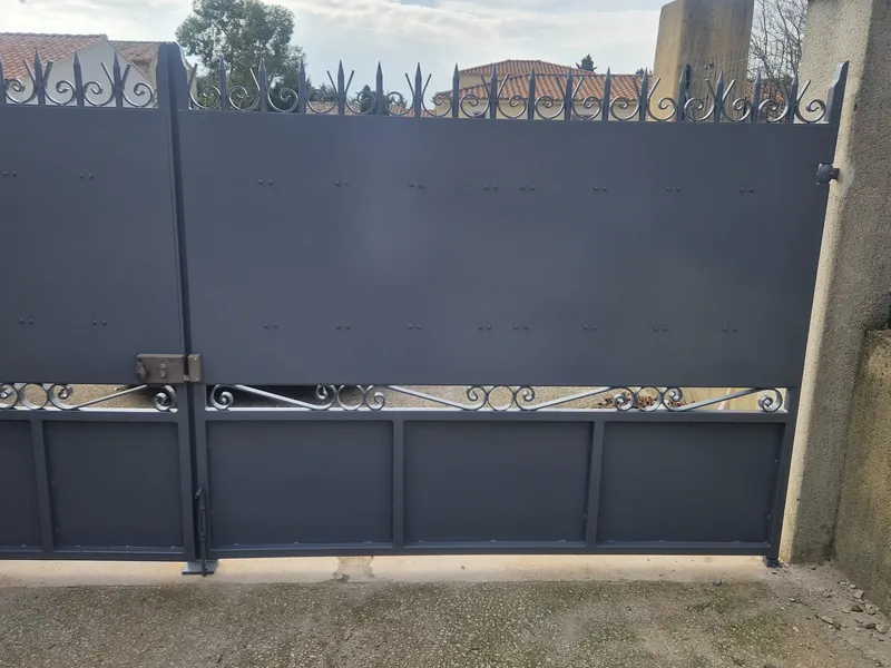 Réalisation ColorsDream - Rénovation portail extérieur